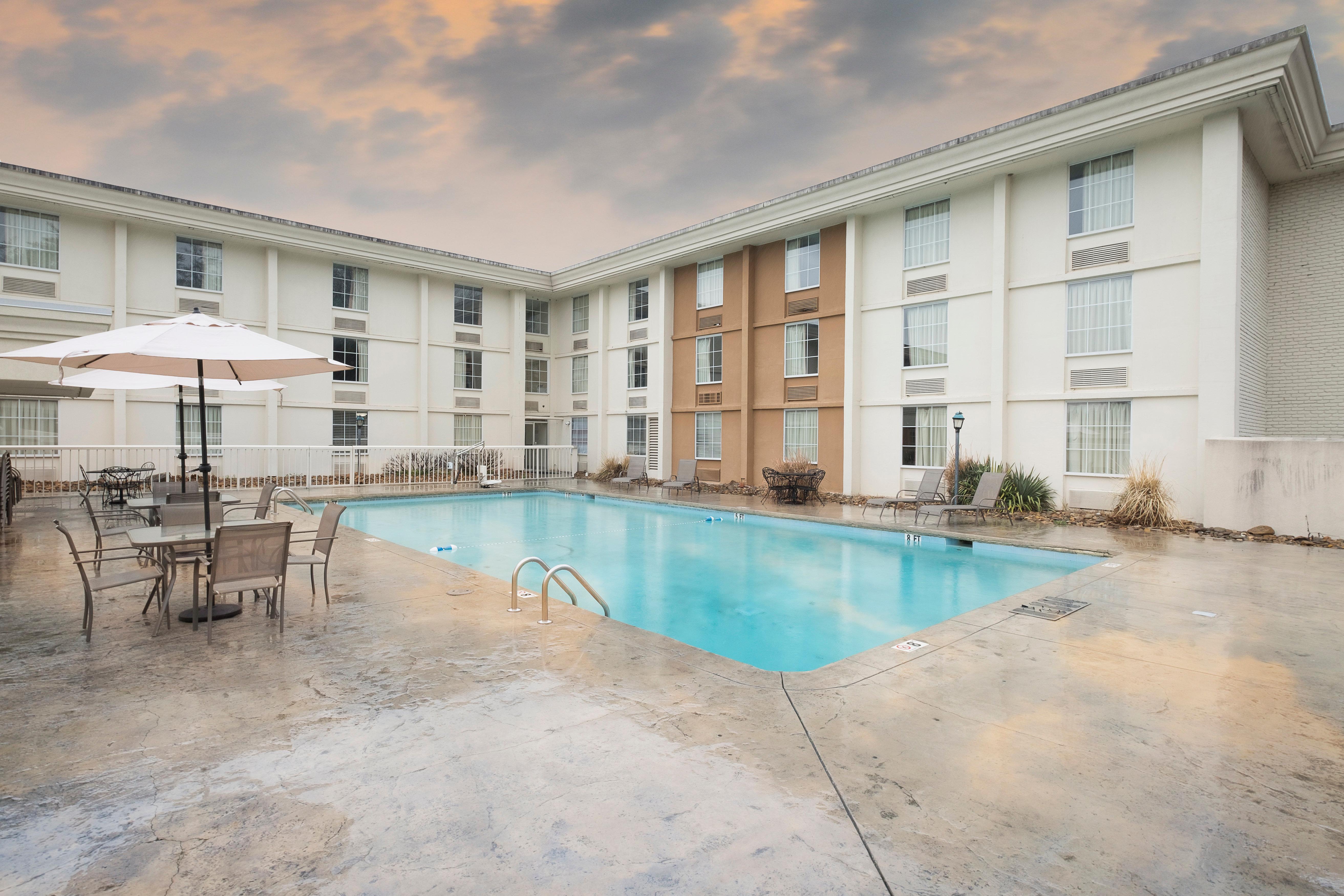 Red Roof Inn Knoxville Central - Papermill Road Exterior foto