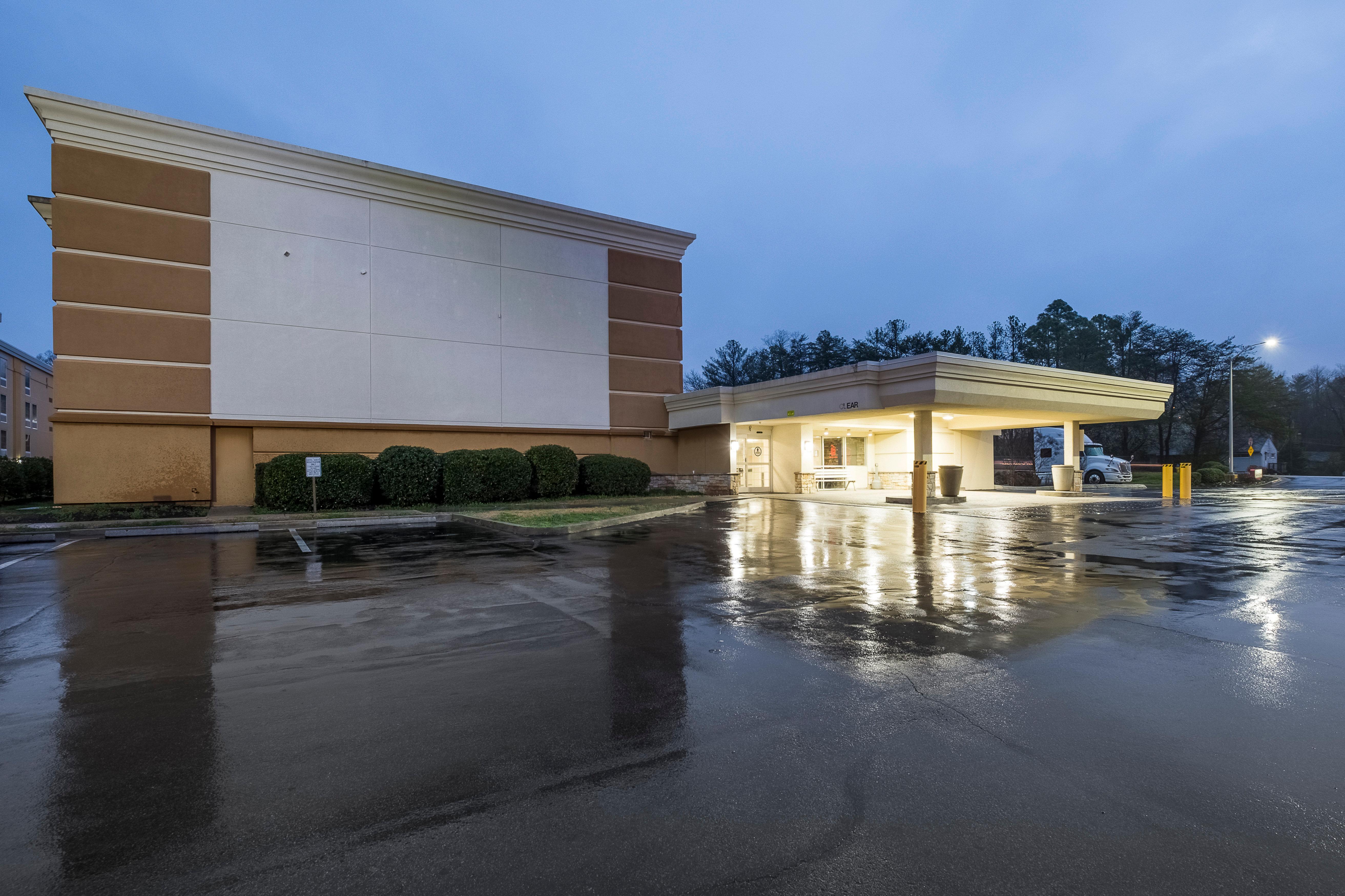 Red Roof Inn Knoxville Central - Papermill Road Exterior foto